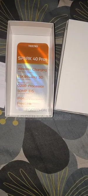নতুন টেকনো স্পার্ক ৪০ প্রো+ ২৫৬ জিবি নীল
