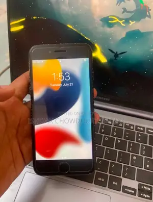 অ্যাপল আইফোন ৭ ৩২ জিবি কালো