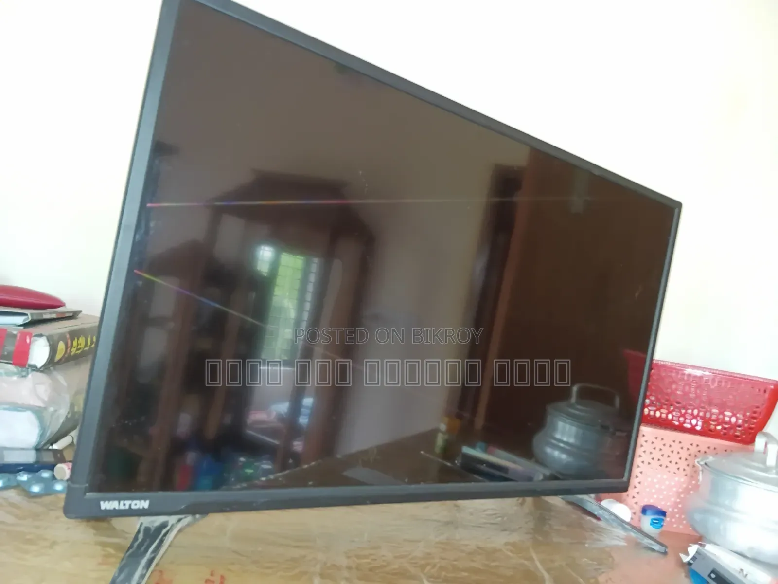 I want to sell a 32" Walton LCD TV.