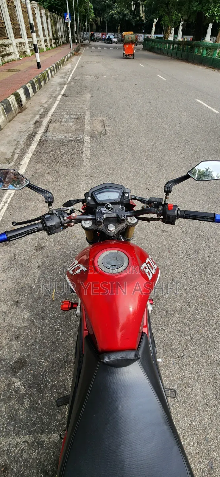 রানার বোল্ট ১৬৫আর ২০২১ লাল