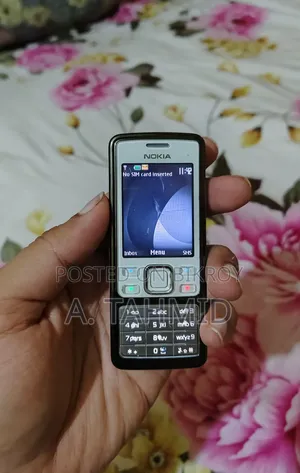 নোকিয়া ৬৩০০ সাদা
