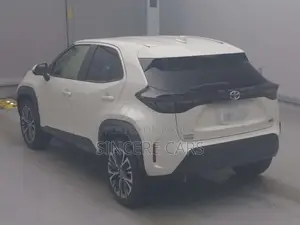 Toyota Yaris Cross 2021 Pearl