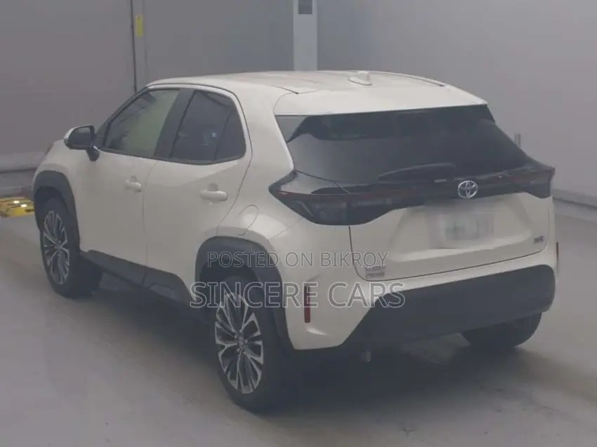 Toyota Yaris Cross 2021 Pearl