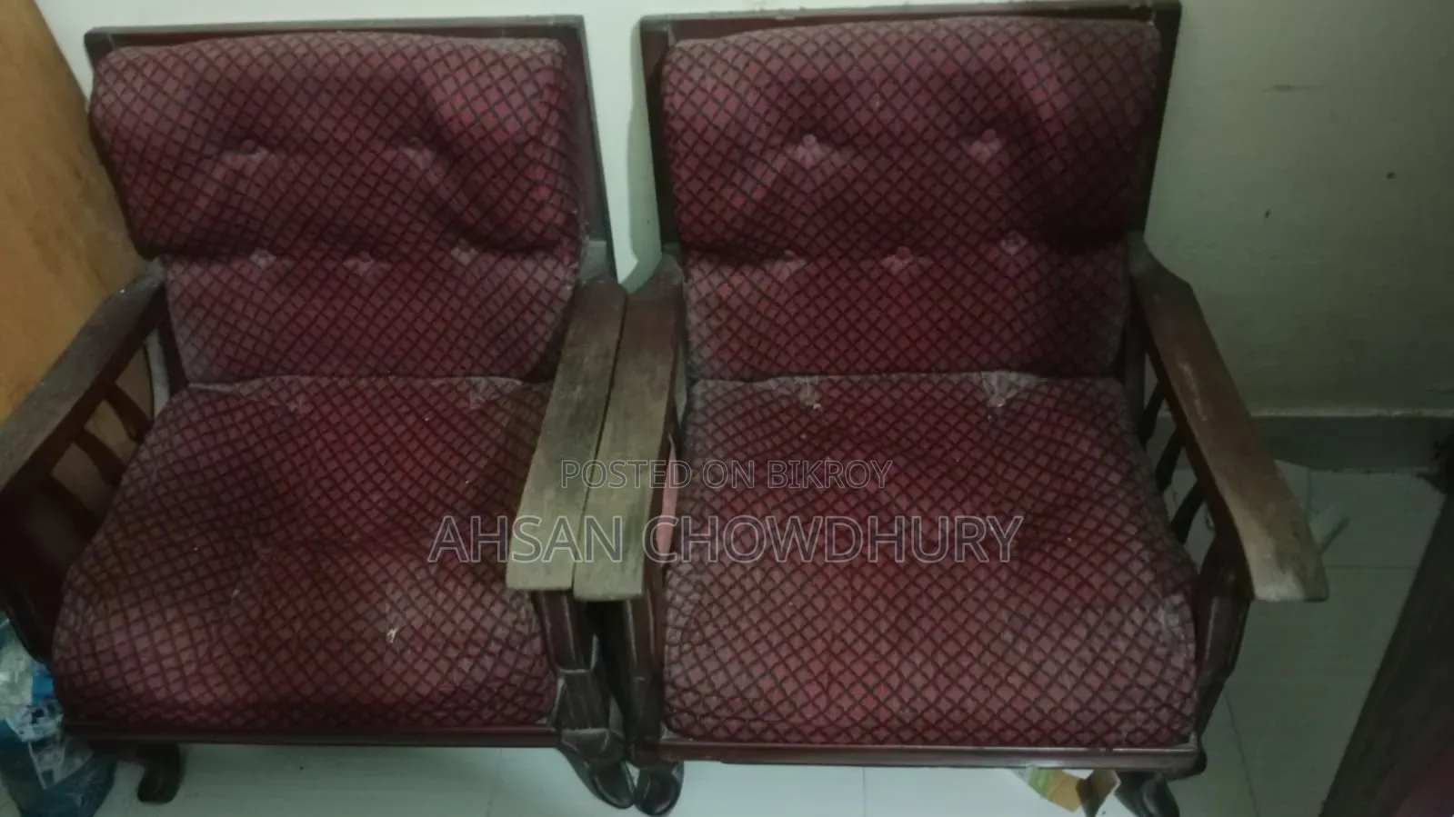 Old Used Sofa Set 
Wardrobe for Sale
