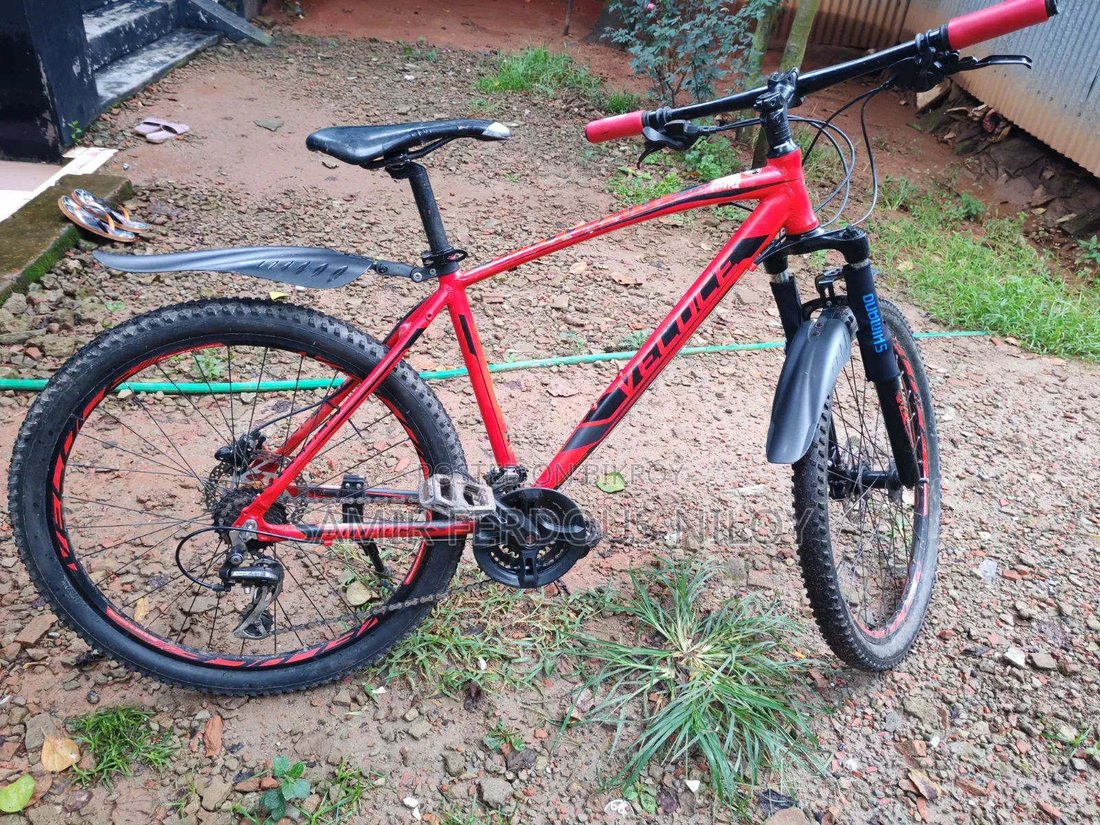 Veloce 602–Aluminium Frame, Oil Disc Brake (Used, Excellent Condition)