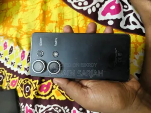 শাওমি রেডমি নোট ১৩ প্রো ২৫৬ জিবি কালো