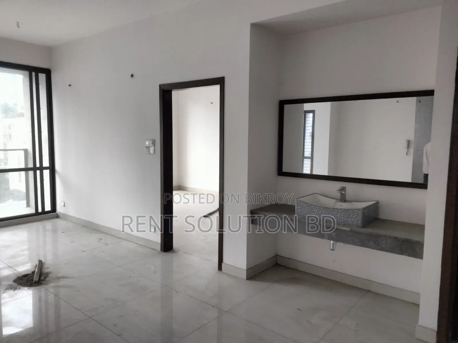 Brand New 2600 SFT 4 Bedroom Office in Banani.