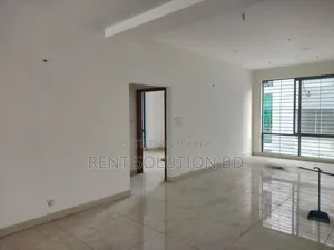 Brand New 2600 SFT 4 Bedroom Office in Banani.
