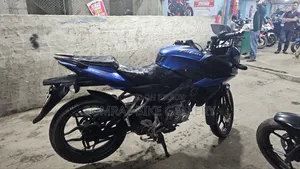 Bajaj Pulsar 150 2015 Blue