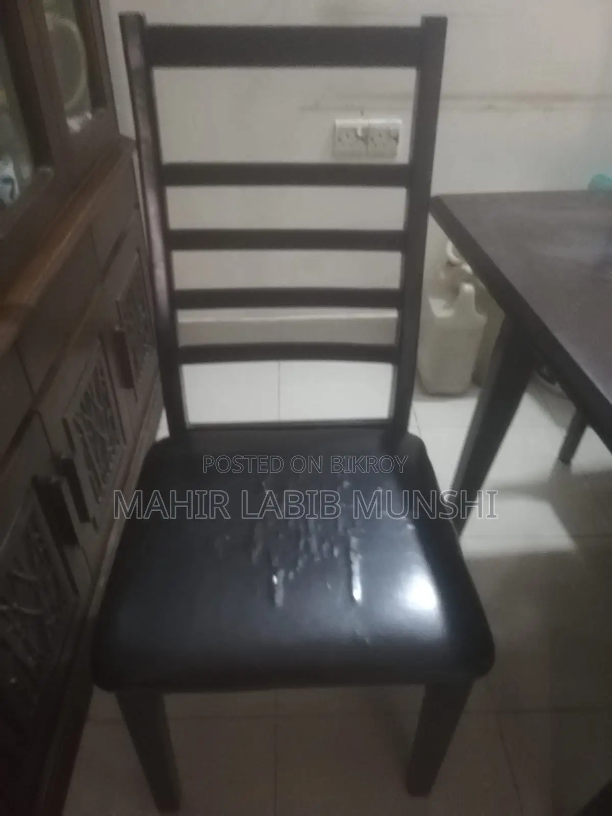 Otobi Black Dining Table 6 Seated With 4 Black Foam Seated Chairs