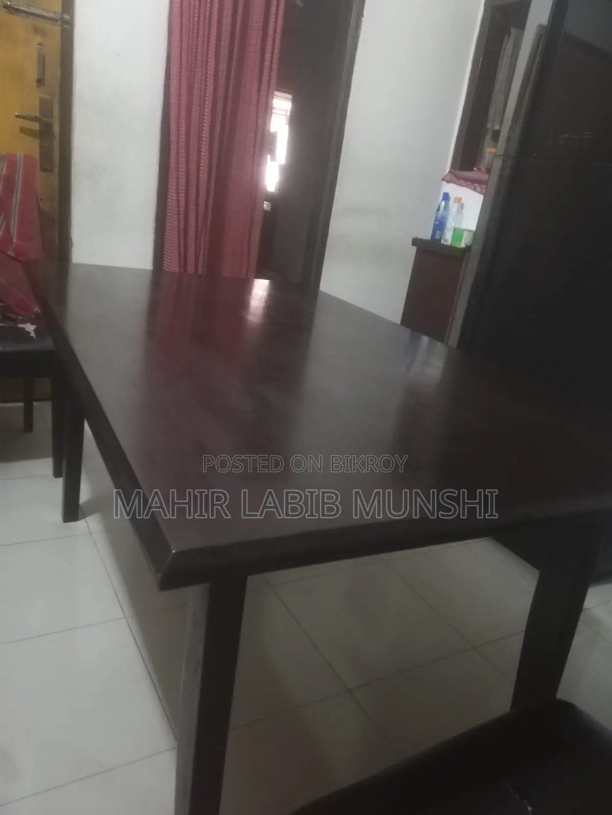 Otobi Black Dining Table 6 Seated With 4 Black Foam Seated Chairs