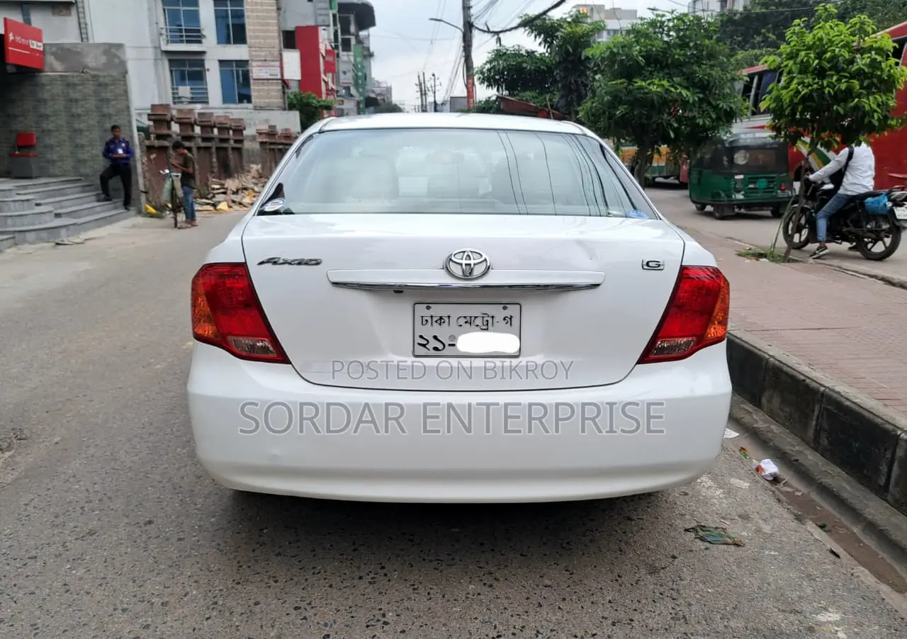 Toyota Axio 2007 White