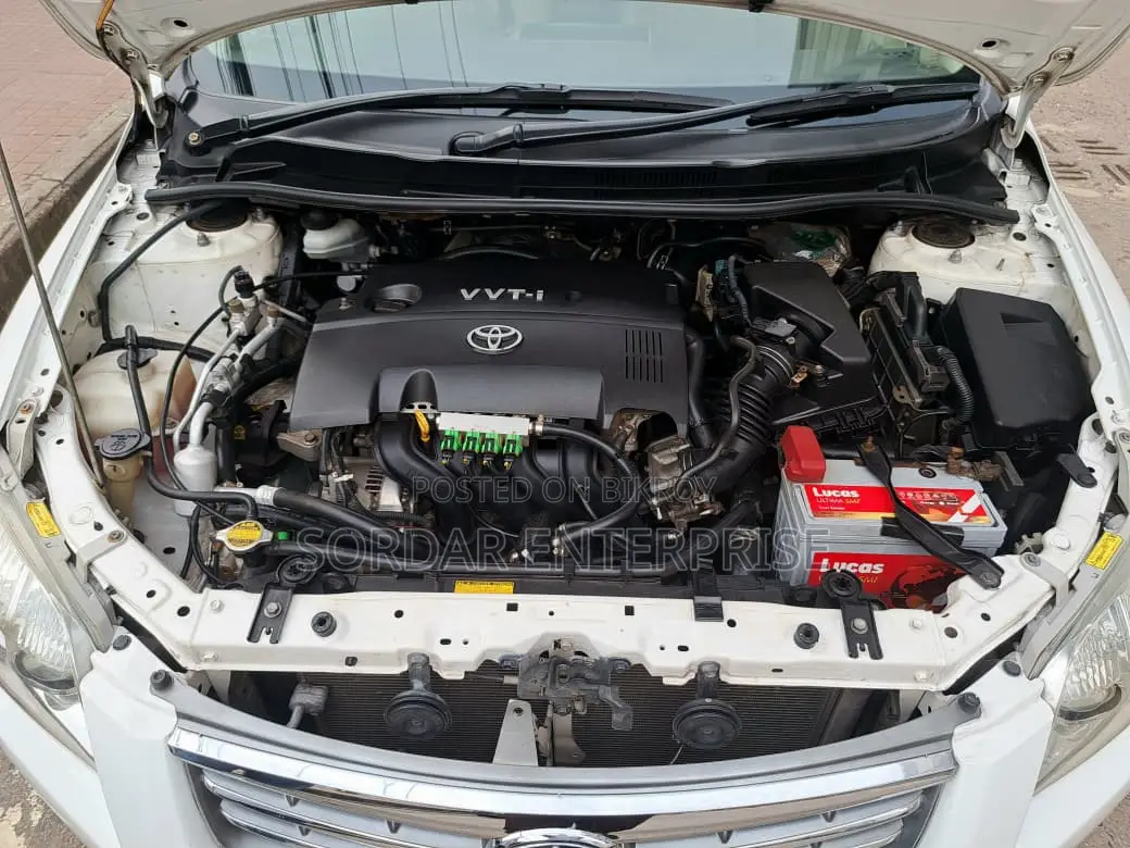 Toyota Axio 2007 White