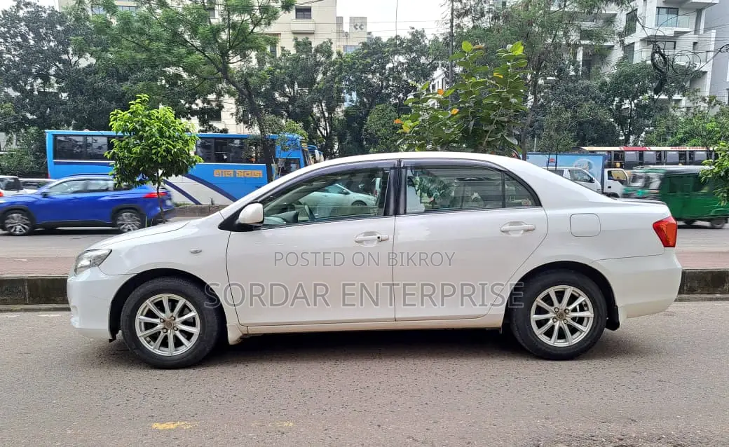 Toyota Axio 2007 White