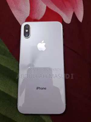 অ্যাপল আইফোন এক্স ৬৪ জিবি হোয়াইট