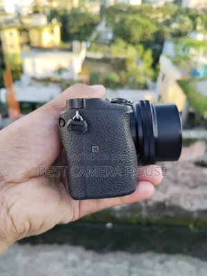 Sony 6300 + Sony 16-55mm Kit Lens