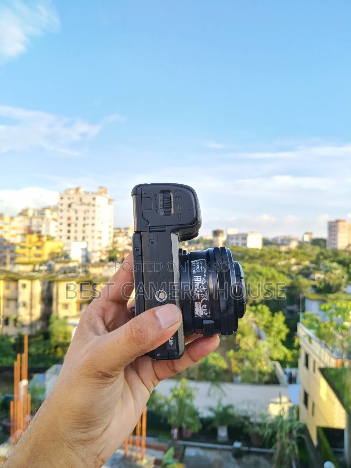 Sony 6300 + Sony 16-55mm Kit Lens