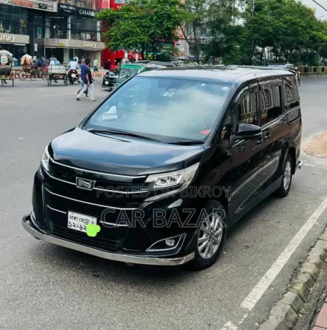 Toyota Noah 2.0 FWD (8 Seater) 2019 Black