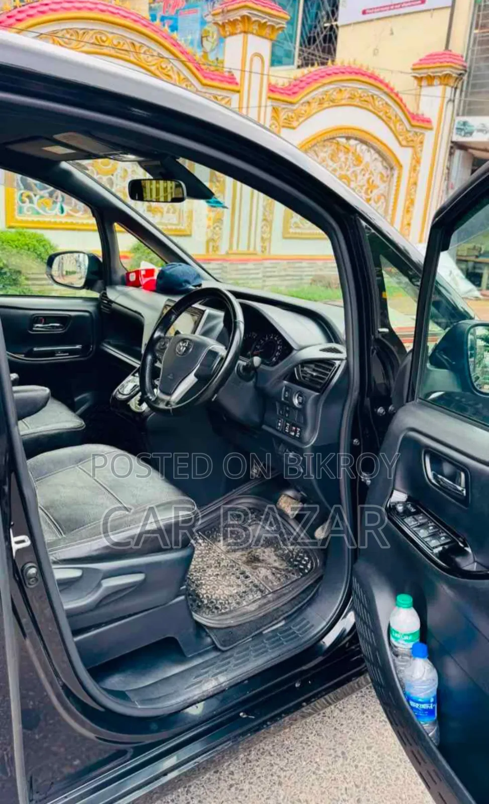 Toyota Noah 2.0 FWD (8 Seater) 2019 Black