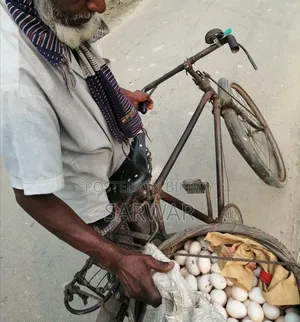 Deshi Chicken Eggs. Deshi Murgir Dim.