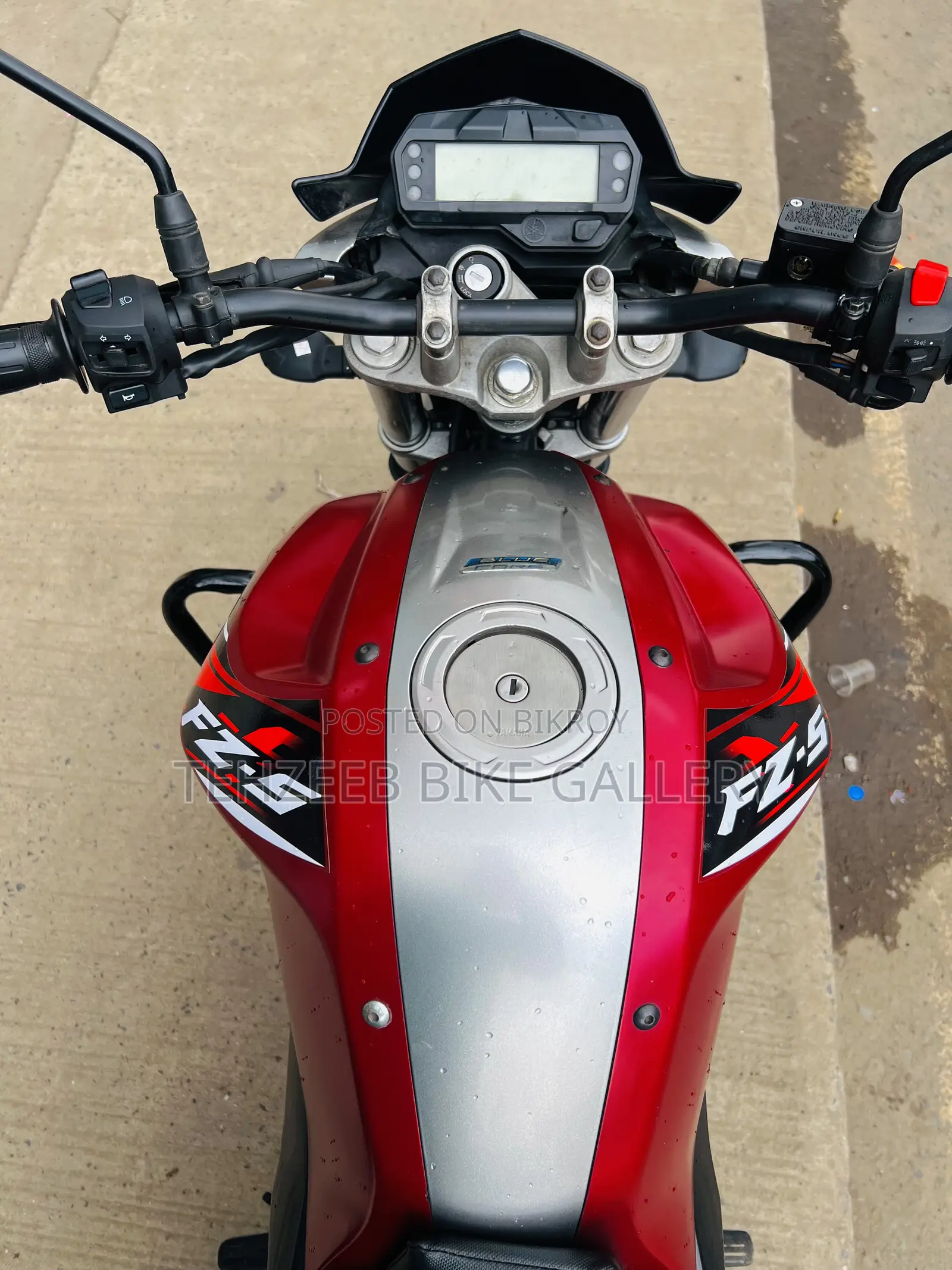 Yamaha FZ 2019 Red