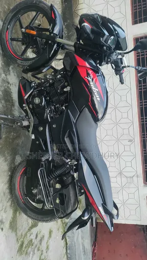 Bajaj Pulsar 150 2024 Black