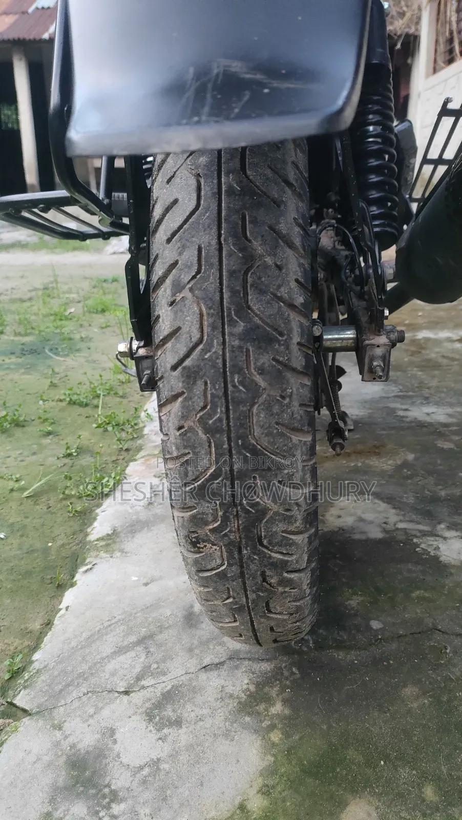 বাজাজ পালসার ১৫০ ২০২৪ ব্ল্যাক