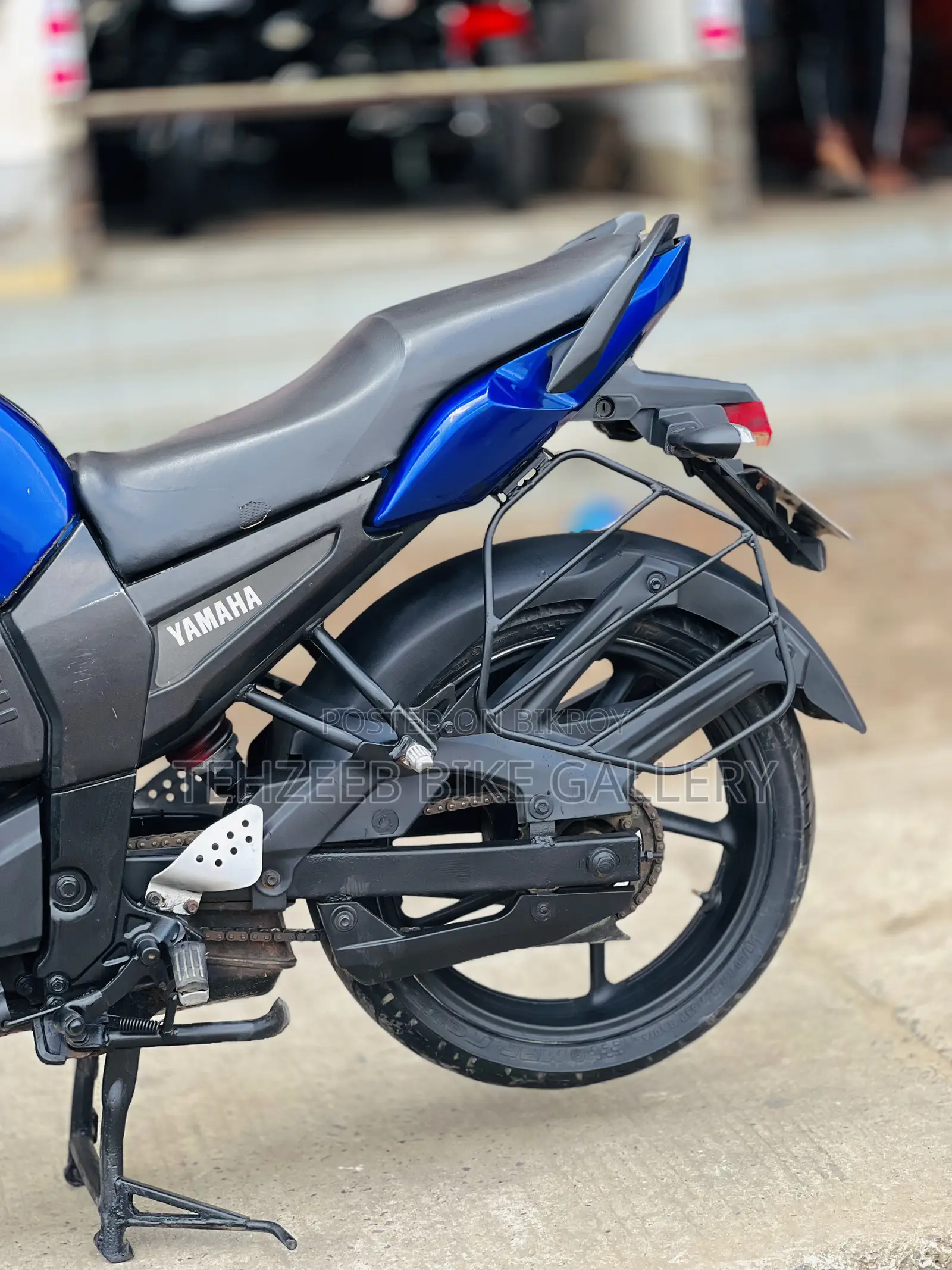 Yamaha 2012 Blue