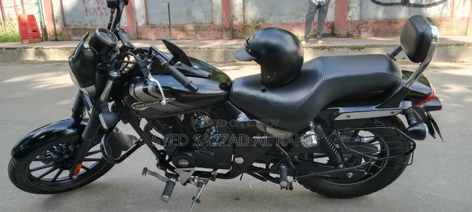 বাজাজ এভেঞ্জার ১৬০ স্ট্রিট ২০২১ কালো