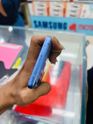 মোটোলোরা এজ ৫০ ২৫৬ জিবি নীল