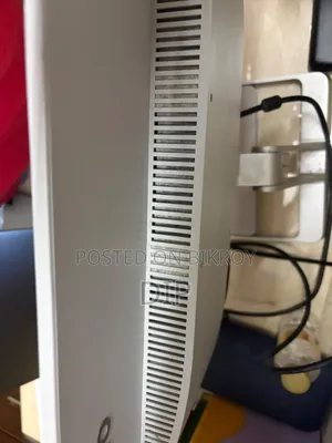 Lenovo Monitor 22 Inch FHD (2 Years Warranty Available)