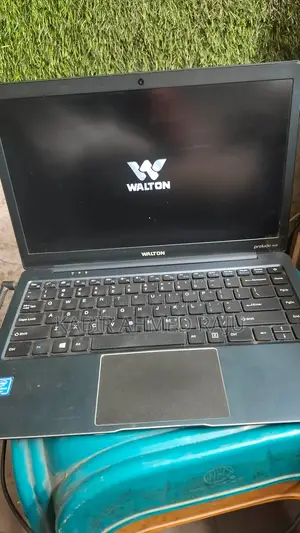 Laptop 4GB Intel Celeron eMMC 256GB