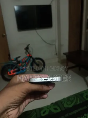 অ্যাপল আইফোন ১৩ ১২৮ জিবি হোয়াইট