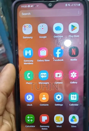 স্যামসাং গ্যালাক্সি এ২০এস ৩২ জিবি লাল