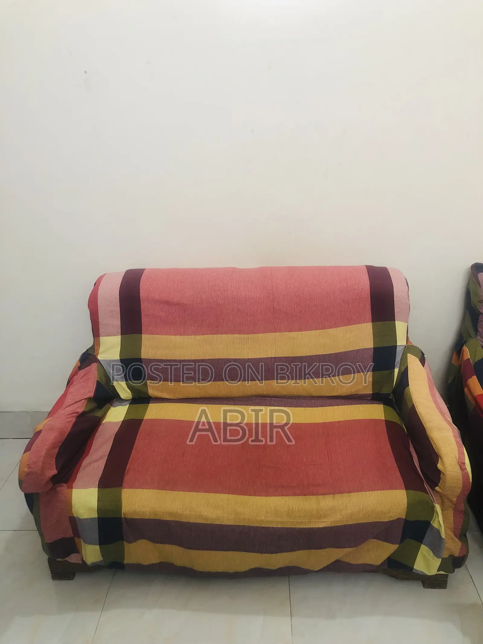 Shegun Wood 3 Pis Sofa
