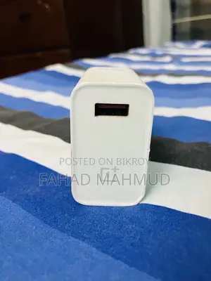 অরজিনাল ওয়ানপ্লাস ওয়ার্প চার্জ ৩০ওয়াট চার্জার + কেবল
