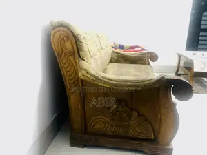 Shegun Wood 3 Pis Sofa