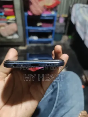 Vivo Y21 64 GB Blue