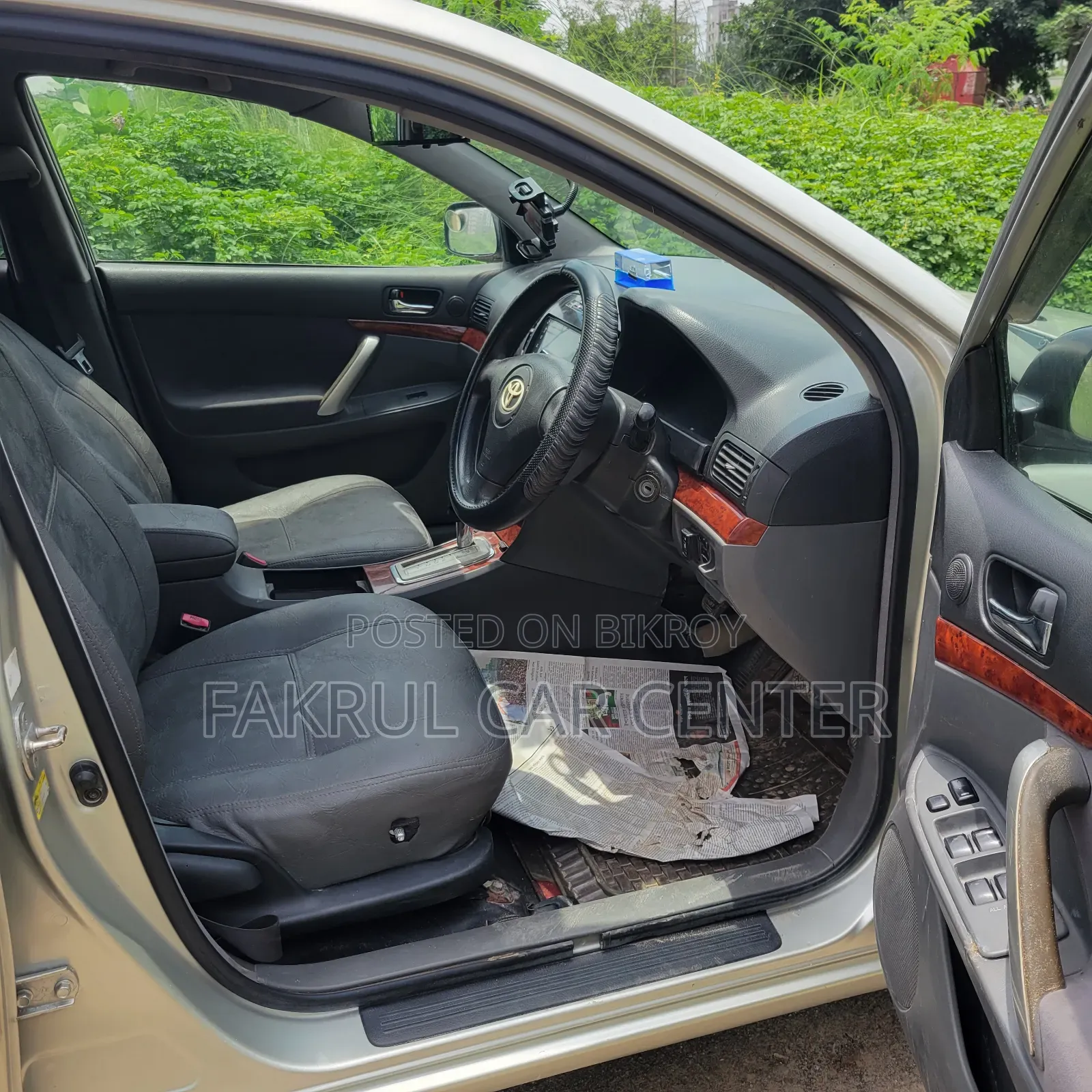 টয়োটা প্রিমিও ২০০৪ সিলভার