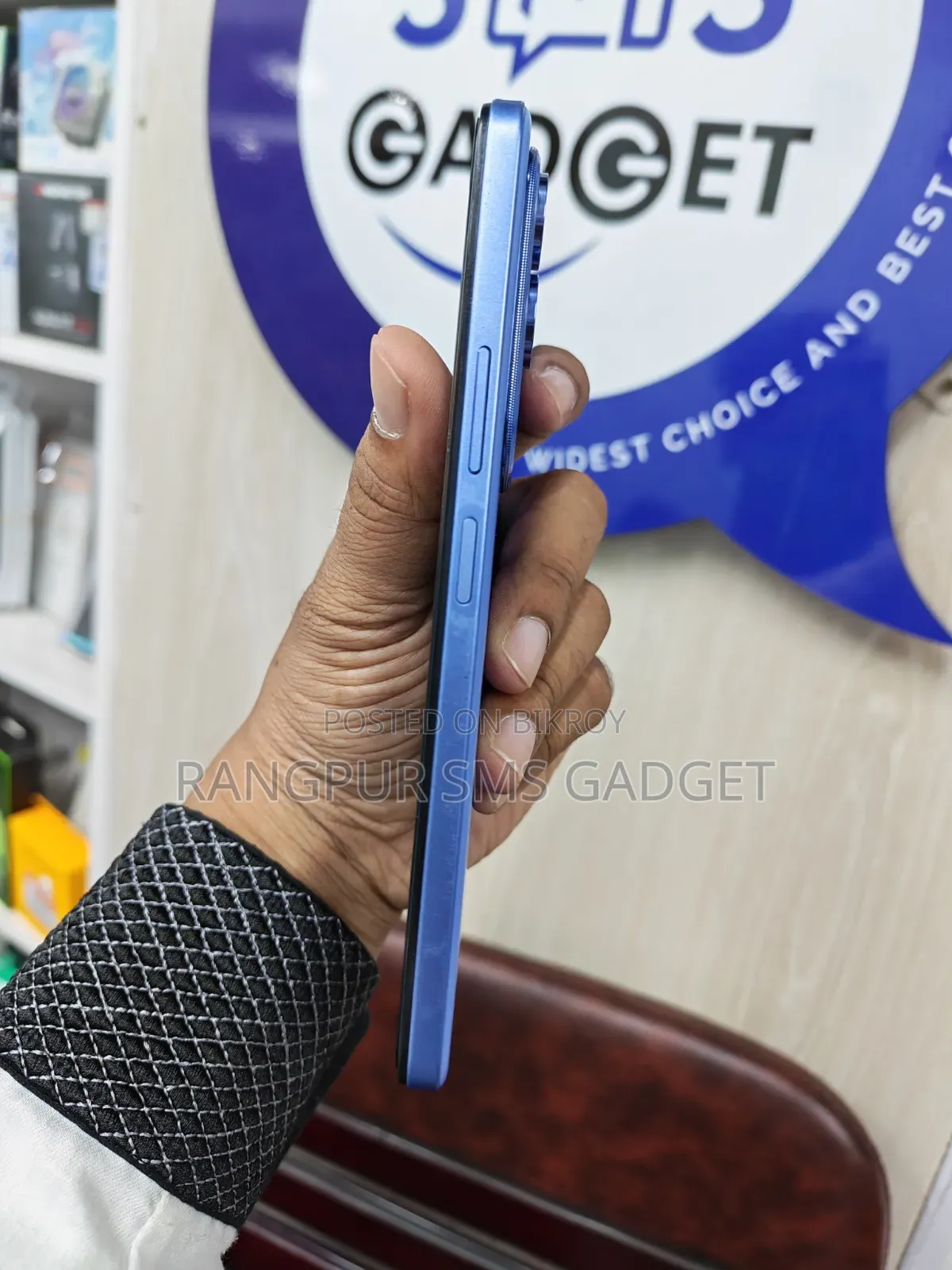 iQOO Z10x 128 GB Blue