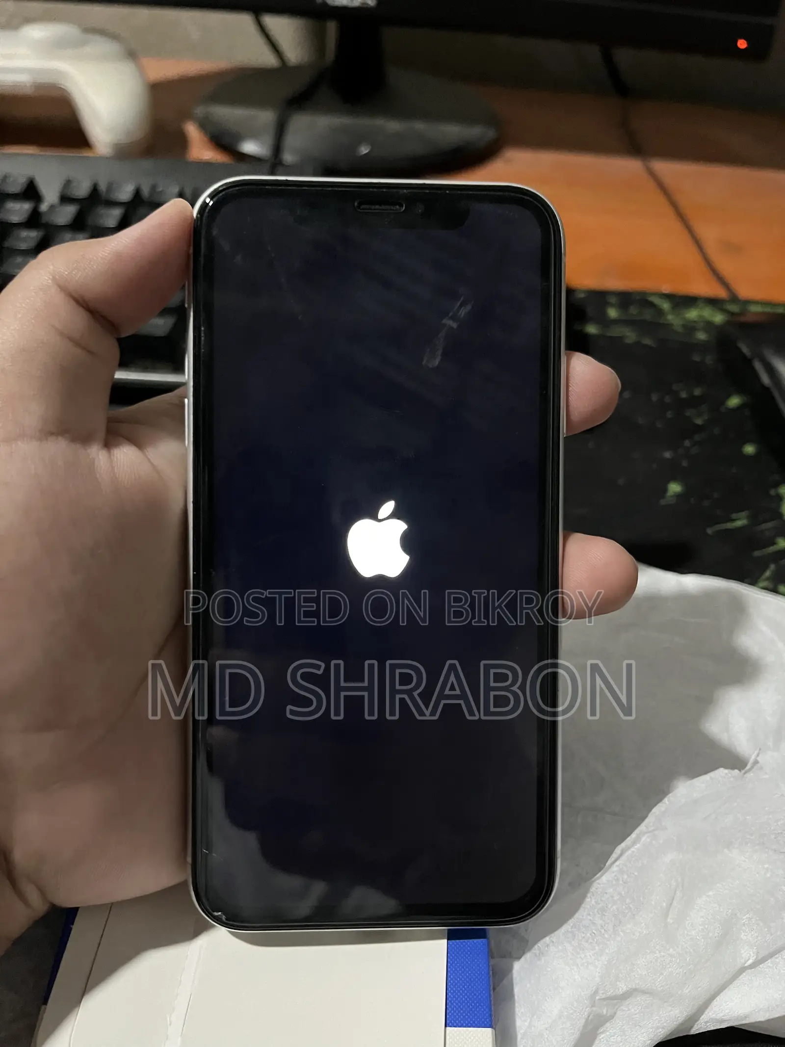 Apple iPhone XR 64 GB White