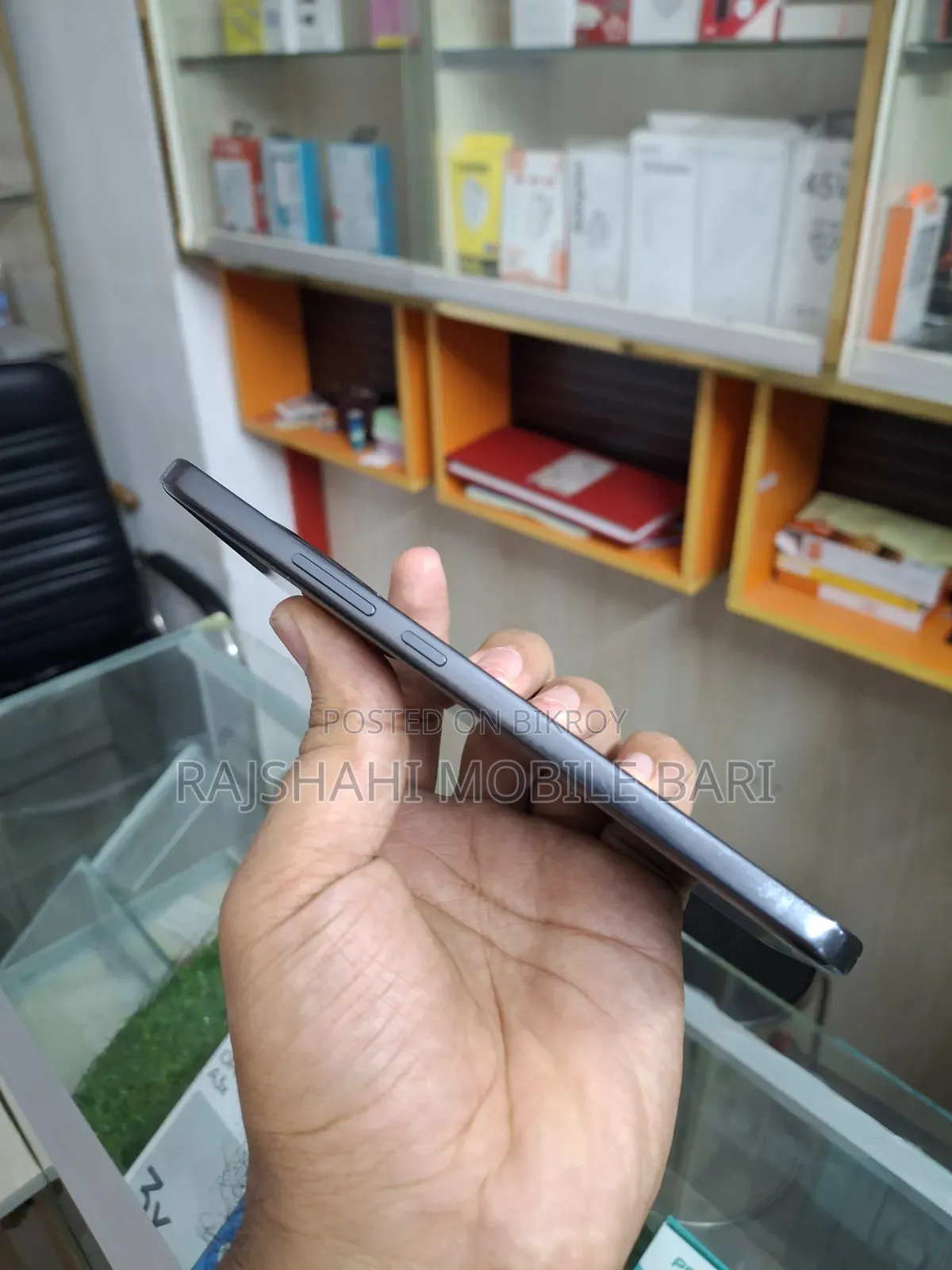 অপ্পো ২৫৬ জিবি গ্রে