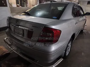 টয়োটা প্রিমিও ২০০৪ সিলভার