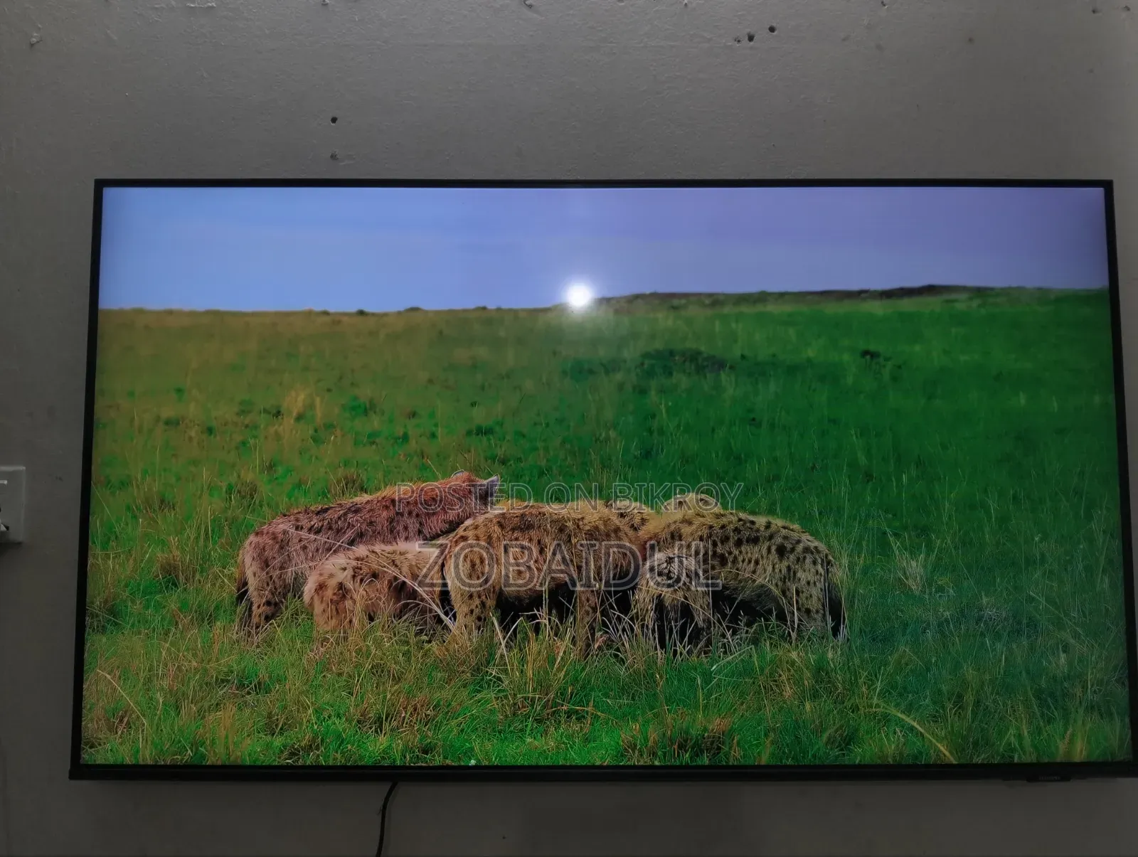 Samsung Au8000