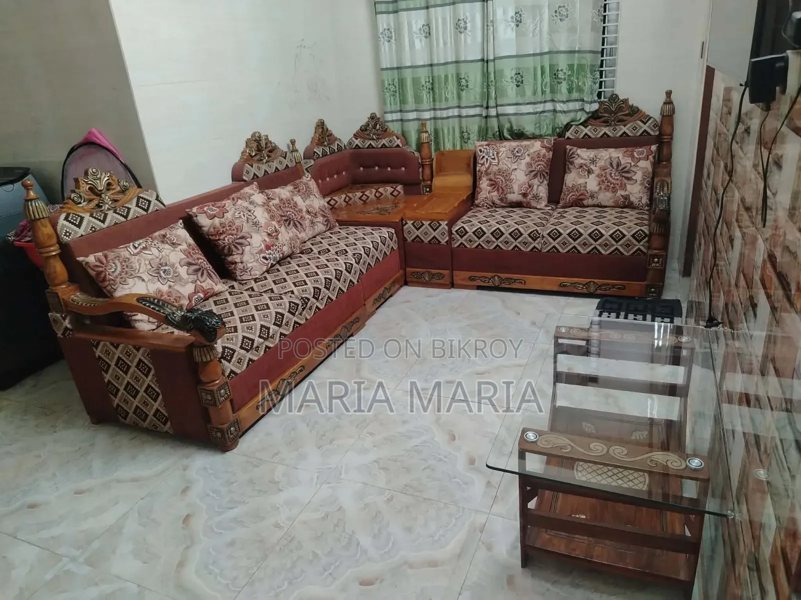 Sofa Selling Post