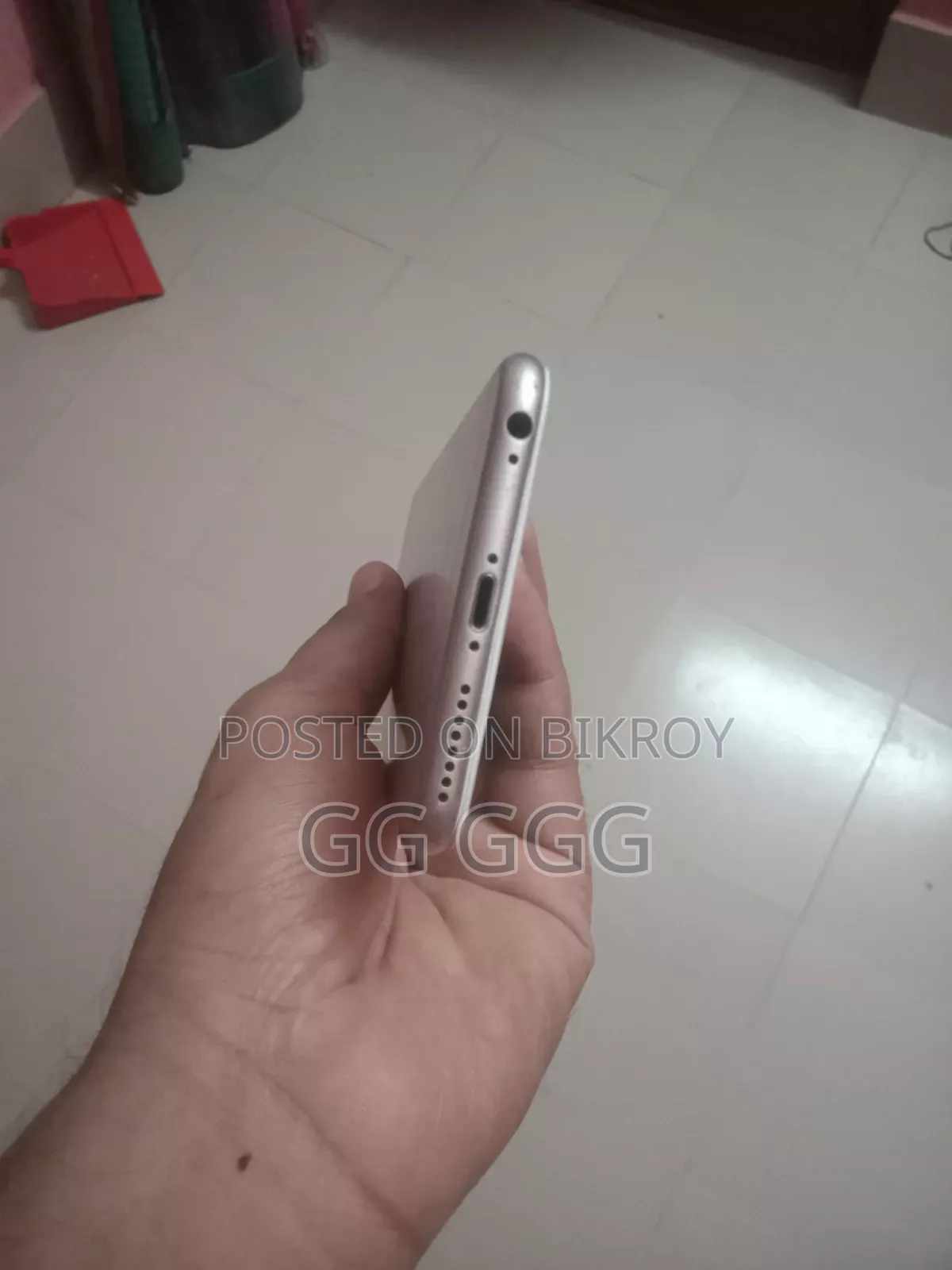 অ্যাপল আইফোন ৬এস প্লাস ১৬ জিবি সাদা