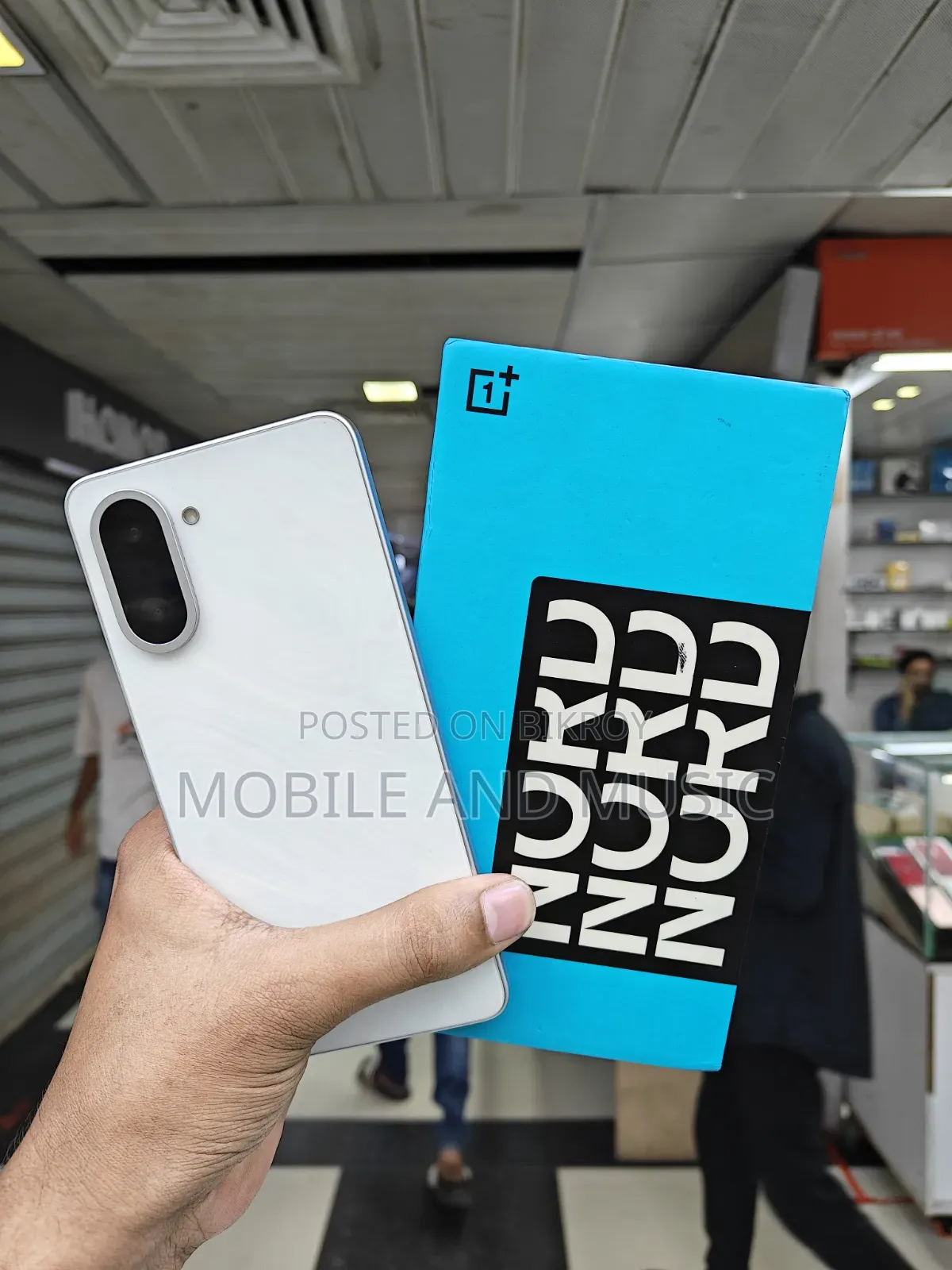 OnePlus Nord CE5 256 GB White