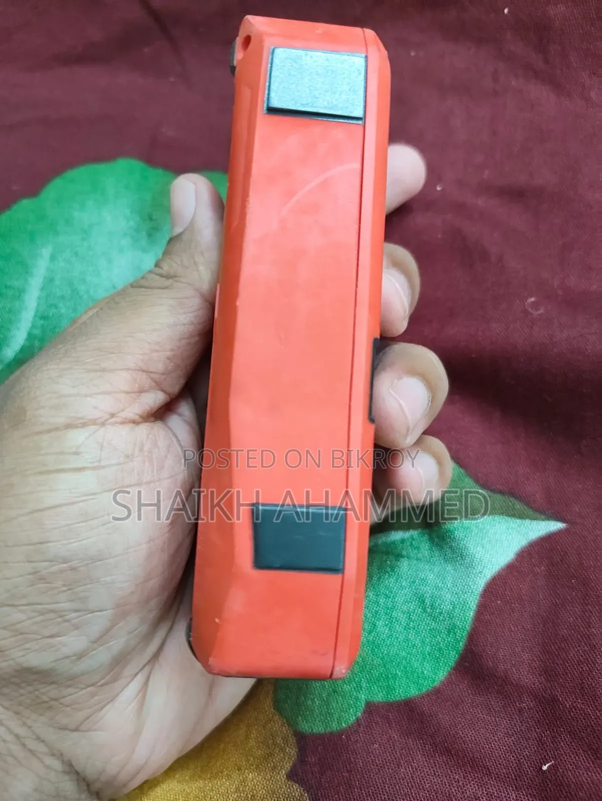 Uni-T Measuring Device