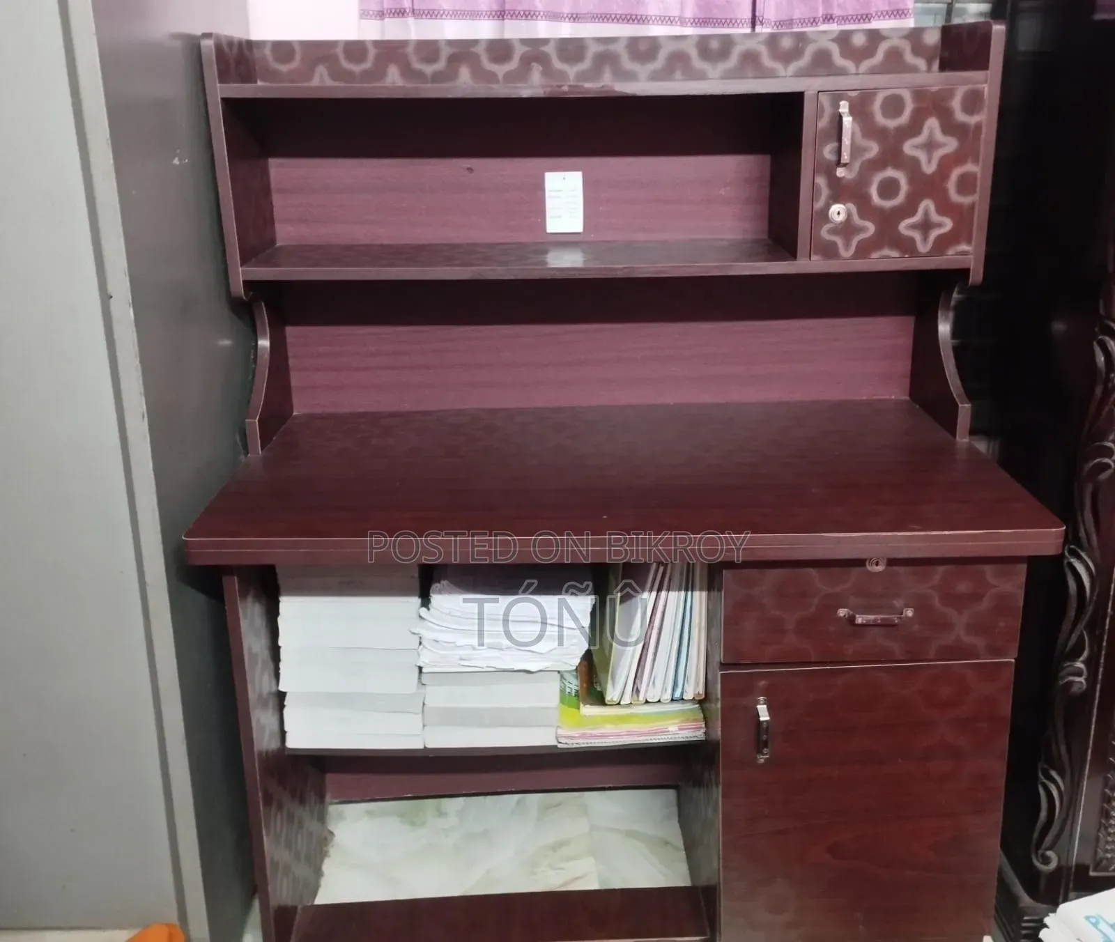 উডেন স্টাডি টেবিল ফর সেল