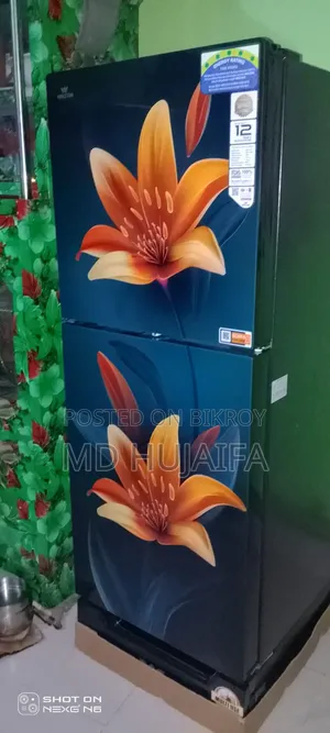 ফ্রিজ নতুন